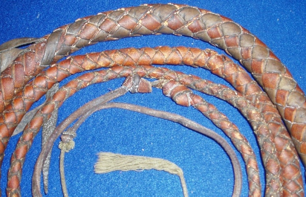 Swivel Handle Bullwhip - Bucheimer
